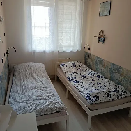 2 Pokoje 4 Lozka Ul Prusa Centrum 45M Balkon Dla Max 4 Osob Apartment Pila